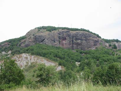 la Riserva Naturale Orientata della  Rupe di Campotrera vista da Cerezzola